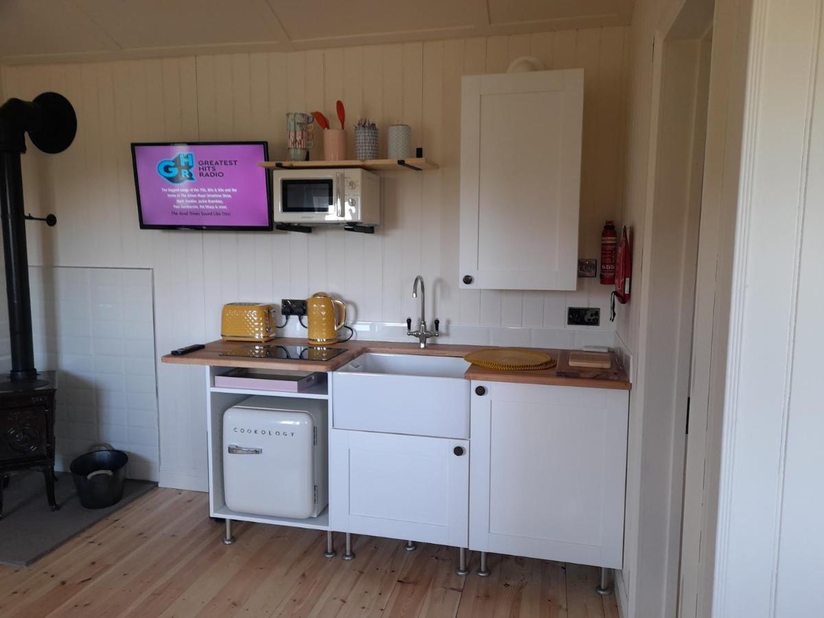 Apartamento Dinky'S Den Coverack Exterior foto